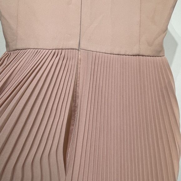 nicholas the label accordion pleated maxi dress gown US Size 8 - Picture 7 of 13